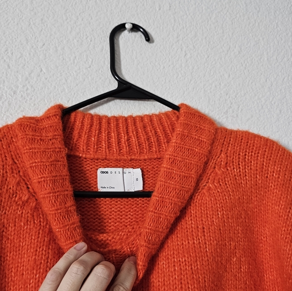 Cozy Orange Crewneck Women's Sweater Sz XS - Picture 3 of 7